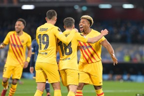 开云在线包含那不勒斯赛前调整名单，志在欧联名次提升，更衣室稳定，年轻球员得到机会的词条